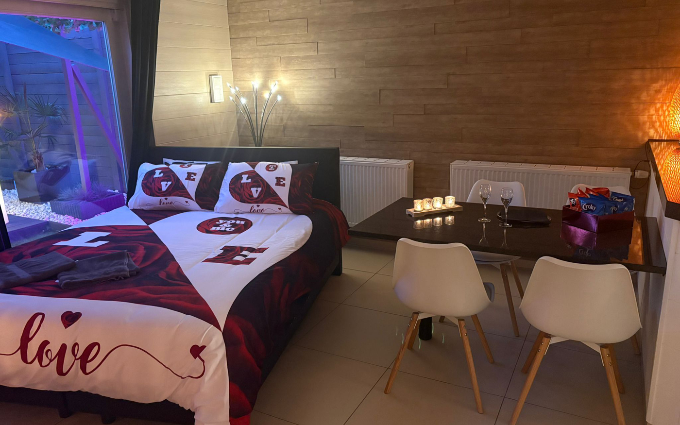 Wellness met overnachting en een duo massage | B-Relaxed Wellness met overnachting en een duo massage | B-Relaxed